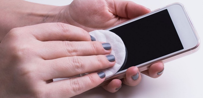 How to Disinfect Your Smartphone